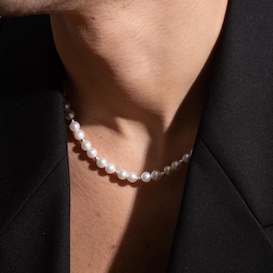 Freshwater Pearl Necklace: 925 Sterling Silver, Handmade