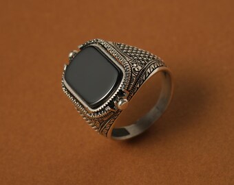 Sterling Silver Men's Ring: Black Agate Solomon's Seal