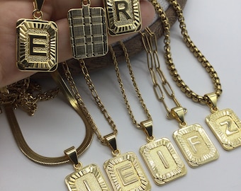 Collier pendentif Betsey Johnson bébé zèbre mouvement cristal émail