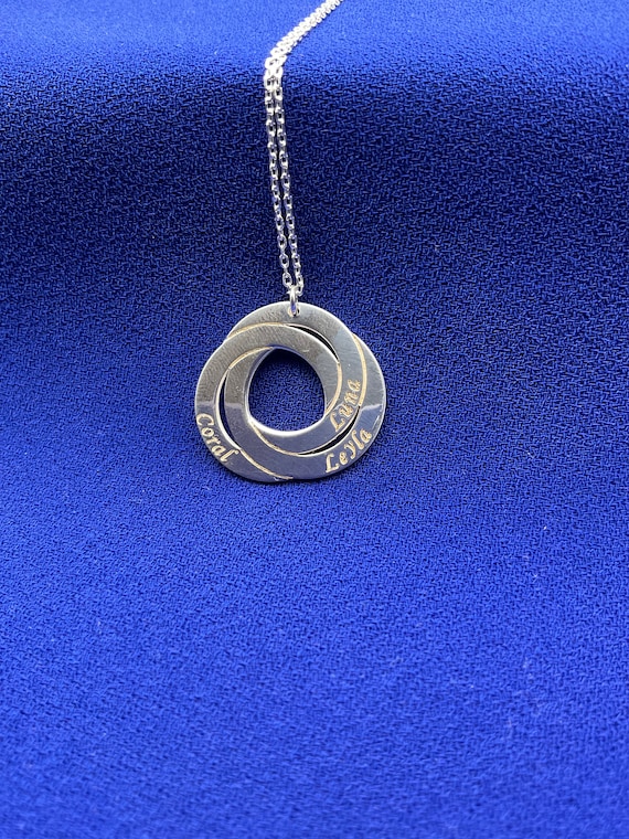Custom Engraved Name Necklace,personalized Interlocking Circles