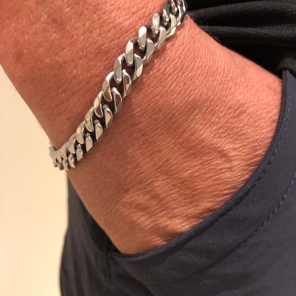 Silver Stainless Steel Curb Chain, Men Bracelet, Valentine's Day, Unisex Silver Curb Chain,Bracelet Men,Stylish Chunky Bracelet.Gift for Him