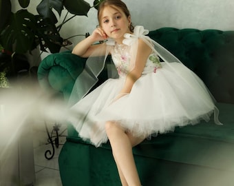 Floral Fairy Tale Dress for Girls – Nature-Inspired Sparkle Gown with Bead-Embellished Bows