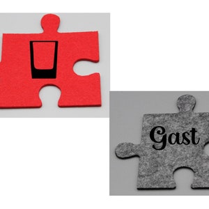 Felt coasters "Puzzle" can be personalized with names in a single-colored smooth, velvety or metal surface