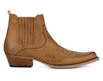 FootCourt-Botines de vaquero para hombre, botines occidentales de cuero genuino color canela, zapato bordado, botas cortas Retro con punta estrecha hechas a mano