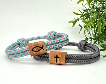 Firmung Holz Armband mit Fisch und Kreuz, christliches Geschenk für Paten, Erstkommunion Holzschieber Gravur personalisiertes Armband, Taufe