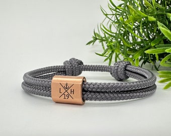 Handgemachtes Segeltau Armband, Anker Gravur, personalisiert für Männer und Frauen, Initialen der Familie graviert, Partnerarmband, Herren