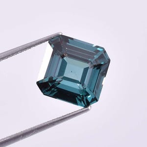 AAA+ Flawless 10 x 10 mm Natural Indicolite Blue Green Tourmaline 8.80 Ct Square Cut Tourmaline Gemstone GIT Certified Use Jewelry Making