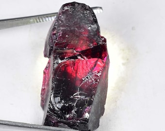 165.20 Ct AAA+ & 100% Natural Very Rare Red Painite Rocks Rough Burmese Facet (GIT) Certified Unheated Unheated Nice Quality and Color Rough