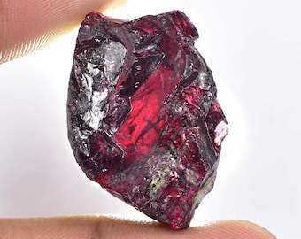 300.20Ct, AAA+ & 100% Natural Very Rare Red Painite Rocks Rough Burmese Facet (GIT) Certified Unheated Unheated Nice Quality and Color Rough