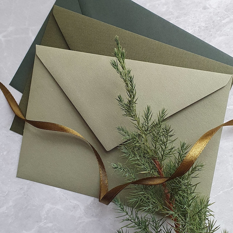 Taille C6 Enveloppe de mariage vert olive et vert foncé Enveloppe d'invitation de verdure d'hiver Accessoires de mariage Enveloppe de lettre élégante image 4