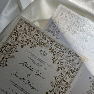 Nikah-certifikat, blommigt Nikkah-kontrakt, islamiskt bröllopskontrakt, muslimskt vigselbevis, vintageblommönster, guldfärgad blomsterkrans bild 7