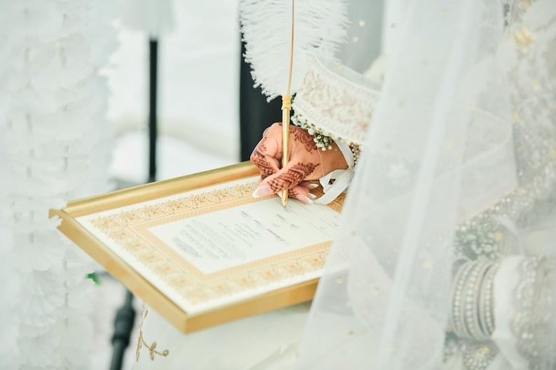 Certificat de luxe Nikkah, contrat de mariage islamique A4 premium, Nikkah Nama, certificat de mariage musulman, noms personnalisés, versets du Coran image 11