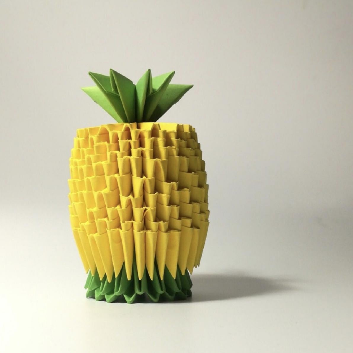 Pre-folded 3D origami triangle pieces - 1200 pcs, sized 1/32