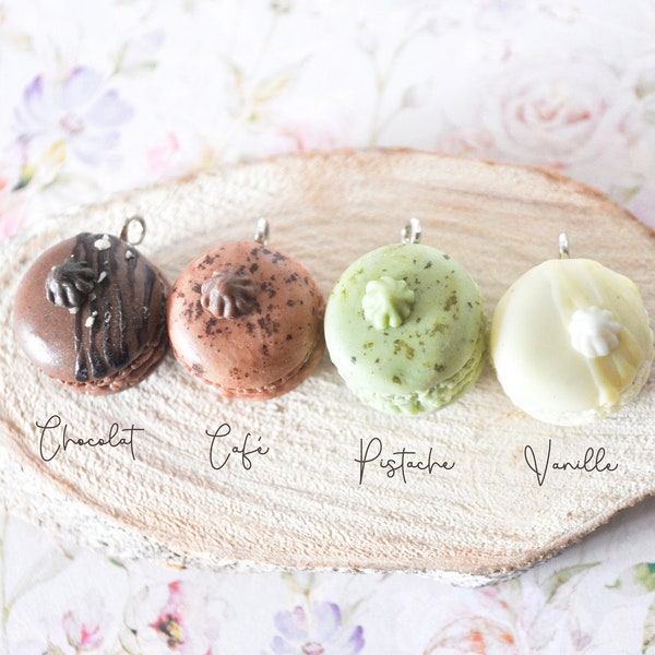 Breloques macarons chocolat, café, pistache ou vanille en porcelaine froide / Pistachio, chocolate, vanilla or coffee macarons charms