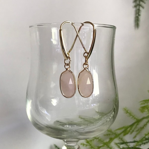 Earrings Mariele with elongated oval pendants made of natural rose quartz, 6 variants, ideal for everyday life, leisure, office and occasions