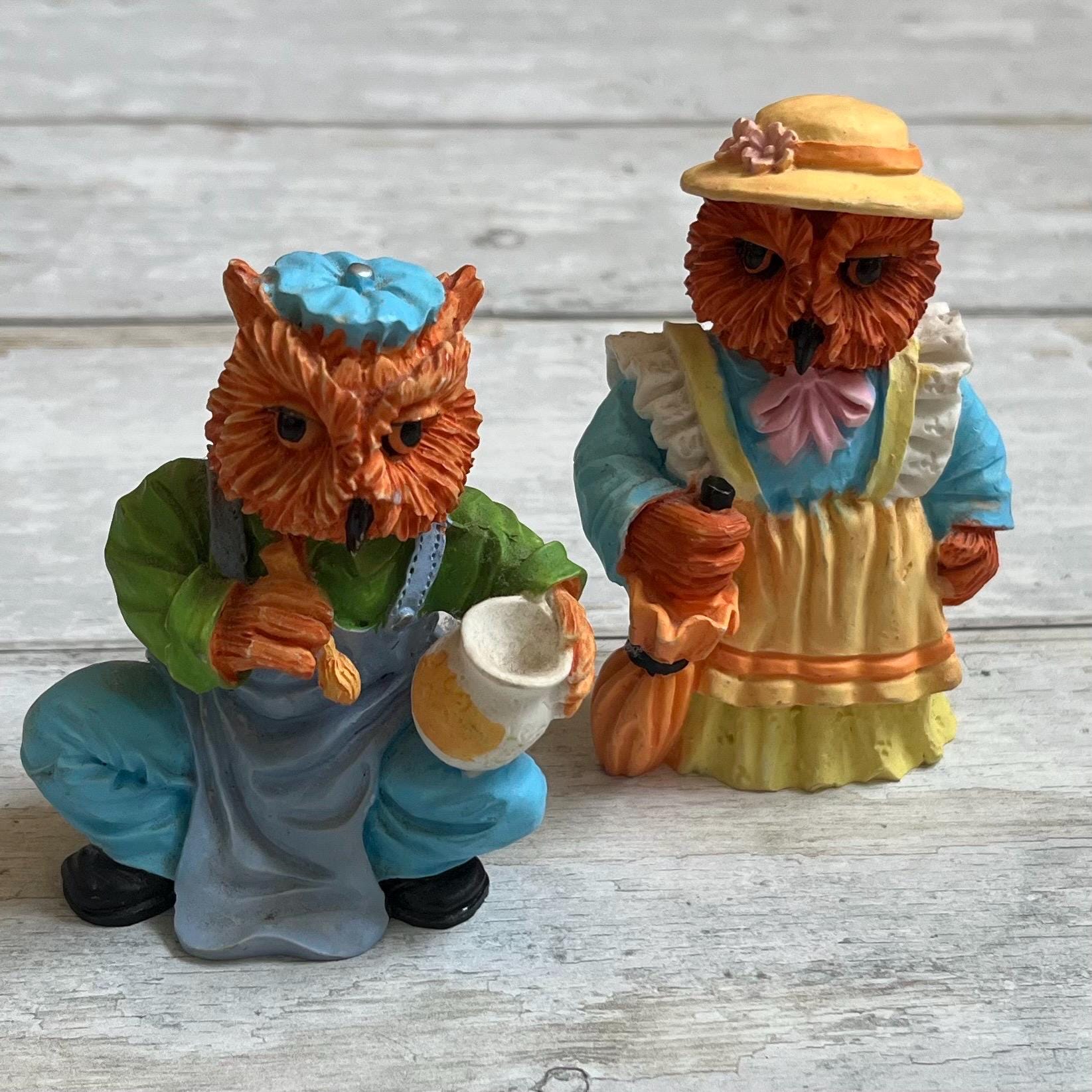 JC 1991 owl figurines - artist owl - owl with umbrella