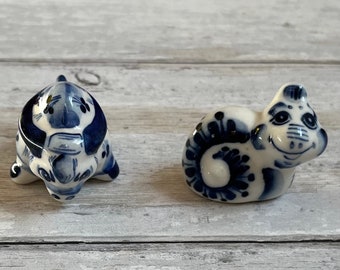 Russian Gzhel Porcelain Blue and White anthropomorphic figures