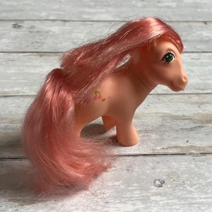 My Little Pony 1984 - Cherries Jubilee G1 pony