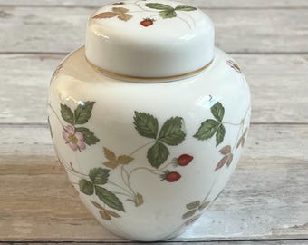 Wedgewood - wilde aardbei - gemberpot met deksel - Engels fijn porselein