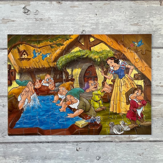 Waddingtons 1994 60 Piece Jigsaw Puzzle - Walt Disney's Snow White