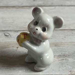Vintage ceramic bear figurine