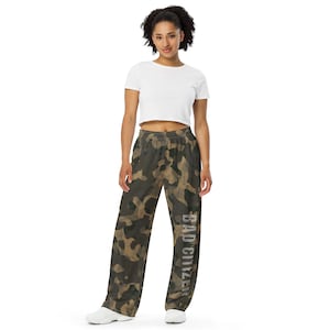 Wide Leg Camo Pants 