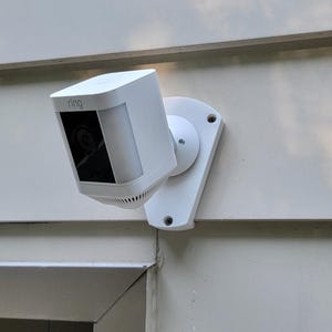 Universal Vinyl Siding Mount for Ring Spotlight Camera Plus