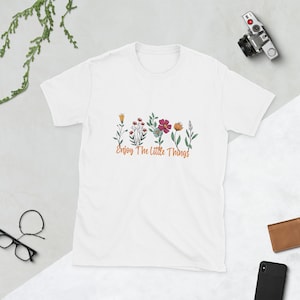 T-shirt manches courtes femme Fleurs