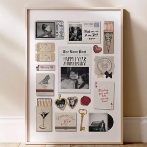 Puede incluir: Un collage enmarcado con varios recuerdos, incluyendo fotos, postales y cajas de cerillas. Los objetos están dispuestos sobre un fondo blanco dentro de un marco de madera clara. El collage incluye el texto "HAPPY 1 YEAR ANNIVERSARY!"