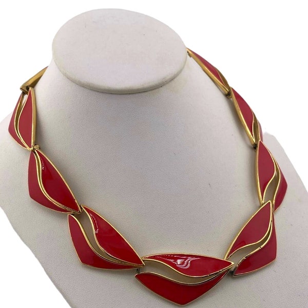 Vintage 1980 Trifari Red and Gold Tone Enameled Necklace  A511