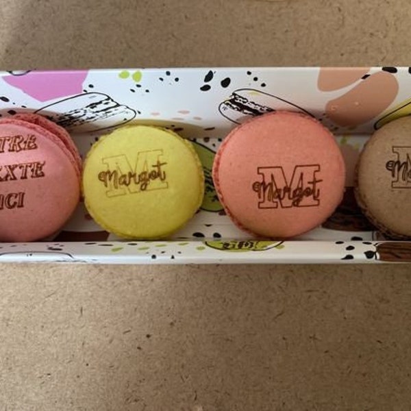 Macarons gravés