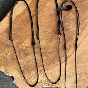Adjustable black cord, thread, rope made of waxed cotton in thicknesses 1 mm, 1.5 mm & 2 mm for jewelry chains, necklaces, bracelets
