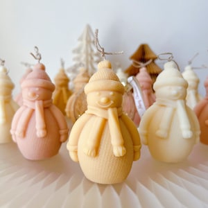 Snowman Christmas Candle, Sweater Snowmen Xmas Candle, Christmas Gift Idea, Christmas Décor, Handmade Scented Soy Candle, Holiday Home Décor