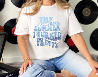 The summer I turned pretty Unisex Heavy Cotton Tee
