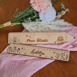 Règle en bois / cadeaux maîtresse