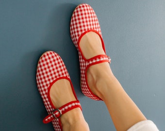 Red Gingham Mary Jane Shoes- Vintage Shoes- Flat Women Shoes