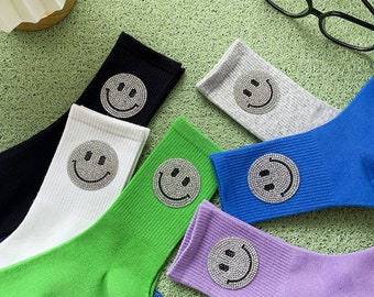 Socken mit Smiley aus Strass in grau, weiß, schwarz