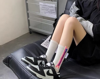 6 variants: Cool tennis socks with colorful zippers in different colors