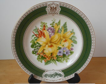Spode Kew Gardens 1987 Plate, entitled Kew Flora Exotica by Pandora Fellows, to commemorate the opening of Princess of Wales Conservatory.