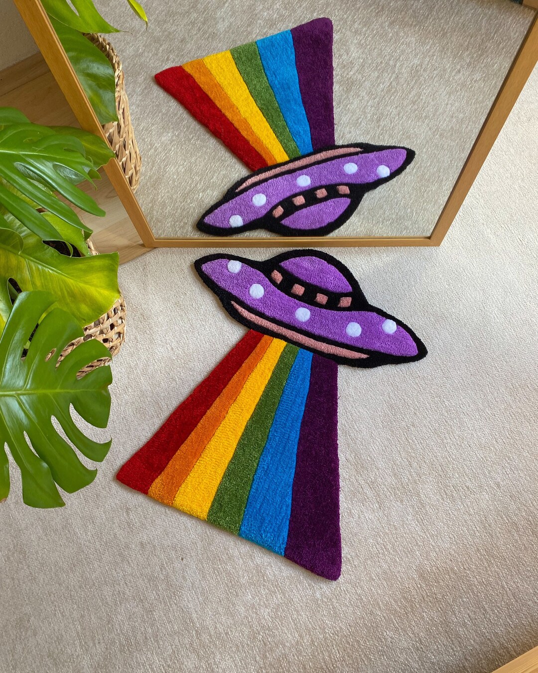 Rainbow UFO Tufted Rug / Soft and Fluffy, Custom Tuft Rug, Housewarming