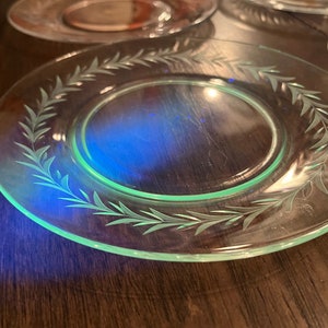 Manganese glass set of 4 small plates, witchy leaf pattern, VERY Light yellow-green glow
