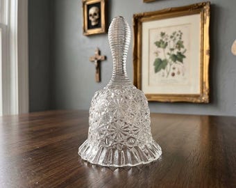 Fenton Clear Glass Bell – Daisy Button Pattern, Ruffled Edge, Threaded Handle