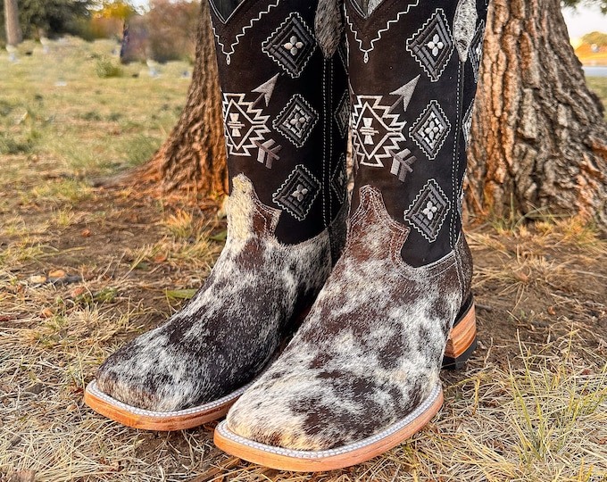 Handcrafted Men's Cowhide Cowboy Boots/ Square Toe Cowboy Boots Cowhide/ Men's Exotic boots/Botas vaqueras exoticas/ Men's Hide cowboy boots