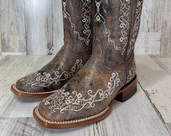 Handmade Western Cowboy Boots / Brown cowboy boots/ cowgirl boots/ Botas vaqueras/ Square toe boots