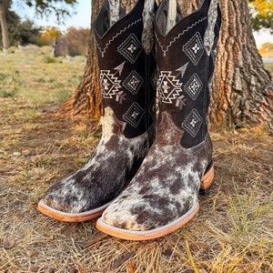 Handcrafted Men's Cowhide Cowboy Boots/ Square Toe Cowboy Boots Cowhide/ Men's Exotic boots/Botas vaqueras exoticas/ Men's Hide cowboy boots