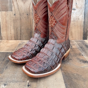 Men Wooden Sole Cowboy Flat Heel Crocodile Pattern Shoes Knight Boots
