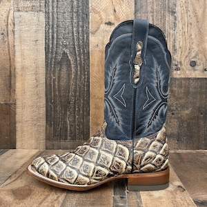 Handcrafted Men's Bass Cowboy Boots/ Square Toe Cowboy Boots Pirarucu ...