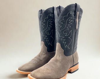 Handcrafted Men's GRAY Roughout Cowboy Boots/ Square Toe Cowboy Boots Snake/ Men's Exotic boots/ Botas vaqueras/ Men's  cowboy boots GRAY
