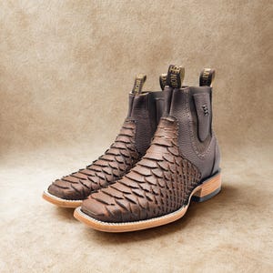 Handcrafted Men's Cowboy Python Ankle Boots/ Chelsea Boots Square toe/ Square Toe Half Boots Botines Vaqueros Charro