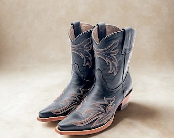 Handmade western Ankle Boots / Women Casual Western Cowboy Boots/ Pointed Toe Women Cowboy Boots/ Vintage Cowgirl Ankle Boots Black booties